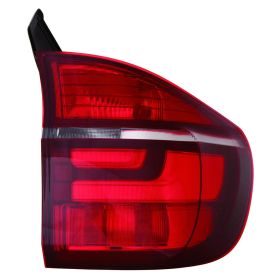 BMW X5 2011-2013 Passenger Side Outer Tail Light Assembly - BM2805107