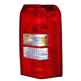 2007 Jeep Patriot Tail Lamp Passenger Side 3 Hole HQ - OEM# 5116238AC - CH2801170-3