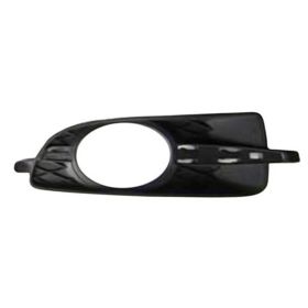 Buick Lacrosse 2010 Passenger Side Front Fog Light Bezel - GM1039120