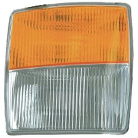 2003-2007 Cadillac CTS Driver Side Front Signal/fog Light Assembly - GM2530126