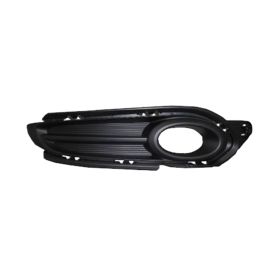 Honda HRV 2016-2018 Front Driver Side Fog Light Bezel - HO1038125
