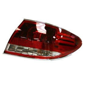 Lexus Es330 2005-2006 Passenger Side Outer Tail Light Lens And Housing - LX2819106 OEM# 8155133430