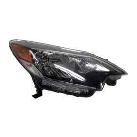 2017-2019 Nissan Versa Hatchback - Passenger Side Halogen Headlight Assembly - NI2503257