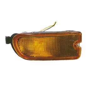 Subaru Impreza 1999-2001 Passenger Side Front Signal Light Assembly - SU2531104