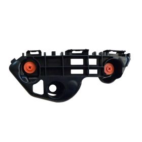 Toyota Camry 2018-2019 Front Driver Side Bumper Cover Retainer - TO1032124