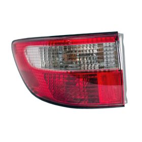 Toyota Sienna 2001-2003 Passenger Side Outer Tail Light Assembly - TO2801168OEM