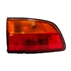 Toyota Sienna 1998-2000 Passenger Side Outer Tail Light Assembly - TO2805124OEM