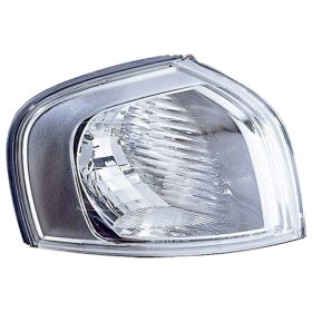 Volvo S80 2004-2006 Passenger Side Halogen Parking/signal Light Assembly - VO2521111