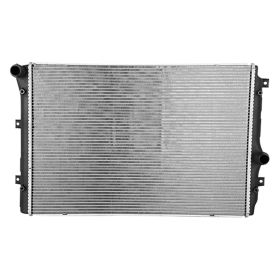 2012-2014 Volkswagen Passat Primary Radiator- 2.0L Diesel - VW3010173-2