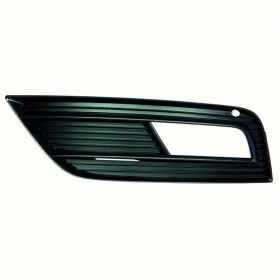 Audi A4 2013-2016 Passenger Side Fog Light Bezel - AU1039118 OEM# 8K0807682L01C