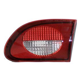 2000-2002 Chevrolet Cavalier Trunk Lamp Passenger Side (Back-Up Lamp) HQ - OEM# 22633217 - GM2883104-3