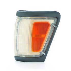 Toyota - Pickup (Mini) - 1992 - 1995 - 4Wd; Black - Lt Parklamp Assy (Yc18-3029-00) Oem# 8162035110