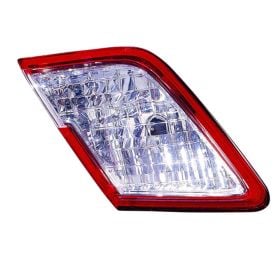 2007-2009 Toyota Camry Hybrid Trunk Lamp Driver Side (Back-Up Lamp) HQ - OEM# 8159133140 - TO2886103-3