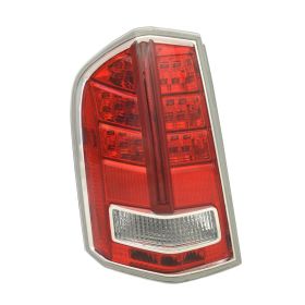 2013-2014 Chrysler 300 Tail Lamp Driver Side W/Red Center Trim Exclude John Varvatos Frontom 03/19/2012 HQ - OEM# 68154603AC - CH2818134-3