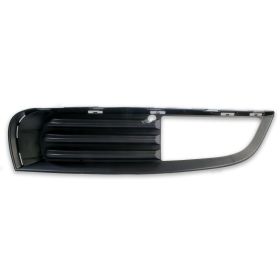 2011-2013 Buick Regal Fog Lamp Cover, Rh (Passenger Side) - GM1039140-2