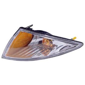 Chevrolet Cavalier 2000-2002 Passenger Side Front Parking Light Assembly - GM2521179