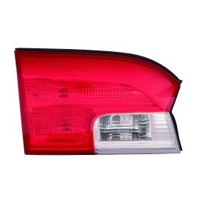 GMC Terrain 2010-2017 Driver Side Inner Tail Light Assembly - GM2802105C