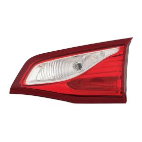 2018-2019 Chevrolet Equinox - Passenger Side Halogen Inner Tail Light Assembly - GM2803119