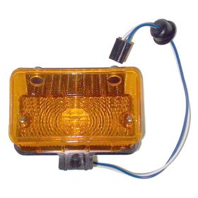 1970-1970 CHEVROLET CHEVELLE Driver Or Passenger Side Park Light Assembly For All Except Super - GMK4033071701