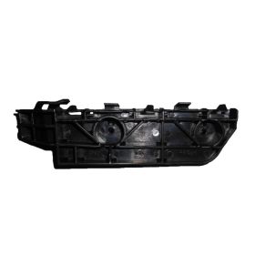 Honda CRV 2007-2011 Passenger Side Front Bumper Cover Spacer - HO1043106