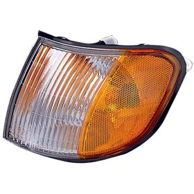KIA Sportage 2001-2002 Driver Side Front Parking/signal Light Assembly - KI2520105