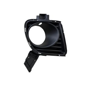 2011-2014 Mini Cooper Clubman - Front Passenger Side Fog Light Bezel - MC1039114