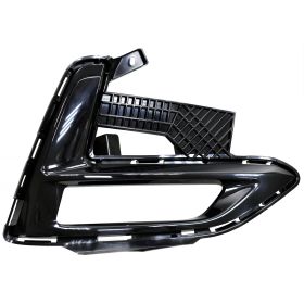 2020-2023 Nissan Sentra - Front Passenger Side Fog Light Bezel - NI1039173