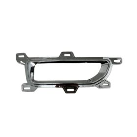 2020-2021 Nissan Titan Pickup - Front Passenger Side Fog Light Trim - NI1039197