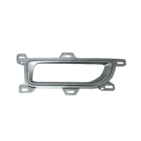 2020-2024 Nissan Titan Pickup - Front Passenger Side Fog Light Trim - NI1039199