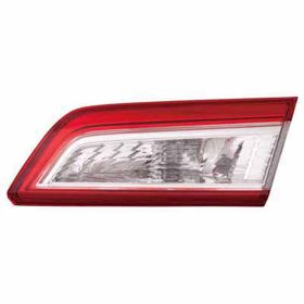 2012-2014 Toyota Camry Trunk Lamp Passenger Side (Back-Up Lamp) HQ - OEM# 8158006380 - TO2803111-3
