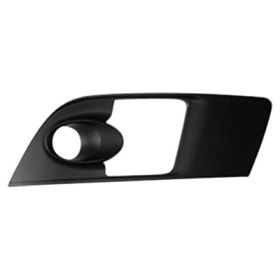 Saturn Outlook 2007-2010 Driver Side Fog Light Bezel - GM1038107