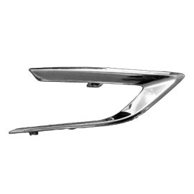 Chevrolet Cruze Hatchback 2017-2018 Front Passenger Side Fog Light Bezel - GM1039213