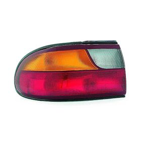 Chevrolet Malibu Classic 1997-2003 Driver Side Tail Light Assembly - GM2800132 OEM# 15894727