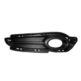 Honda HRV 2016-2018 Front Driver Side Fog Light Bezel - HO1038125